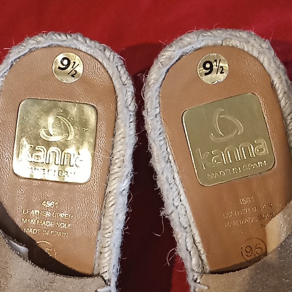 KANNA Nude Tan Suede Open Toe Wedge Double Buckle Slingback Sandals. Size 91/2. - Picture 7 of 16